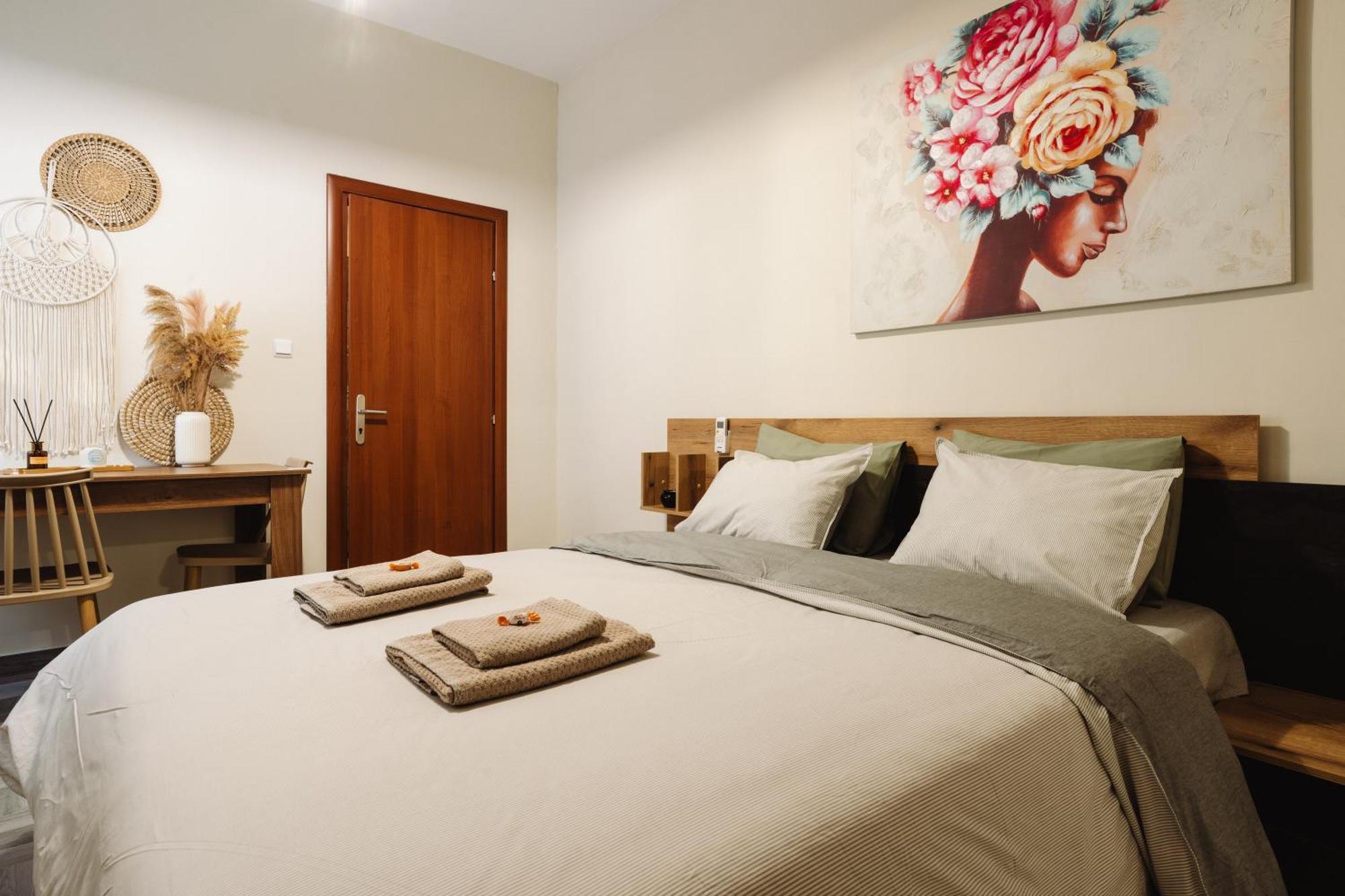 Floret Apartment Thessaloniki Buitenkant foto
