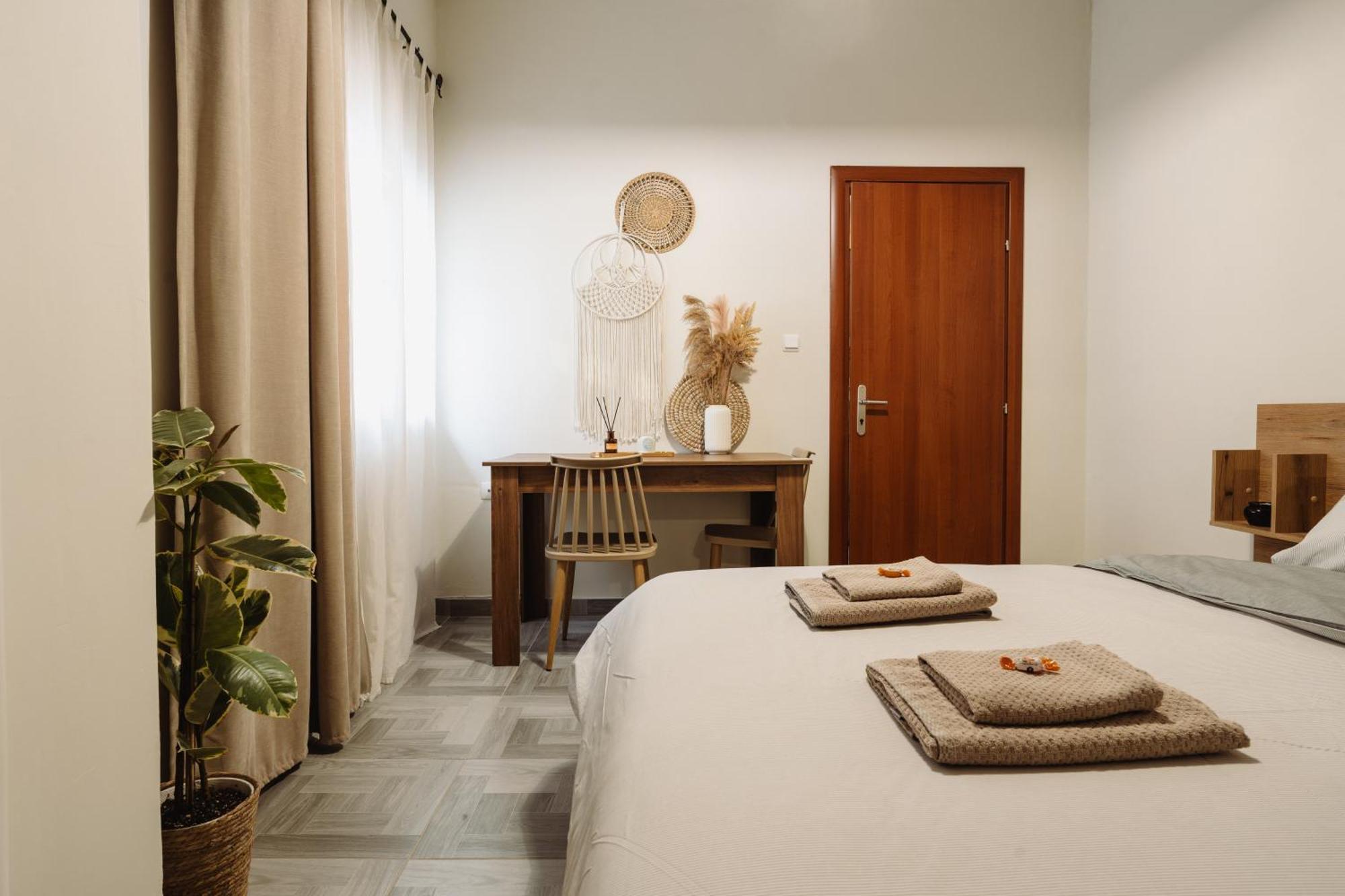Floret Apartment Thessaloniki Buitenkant foto