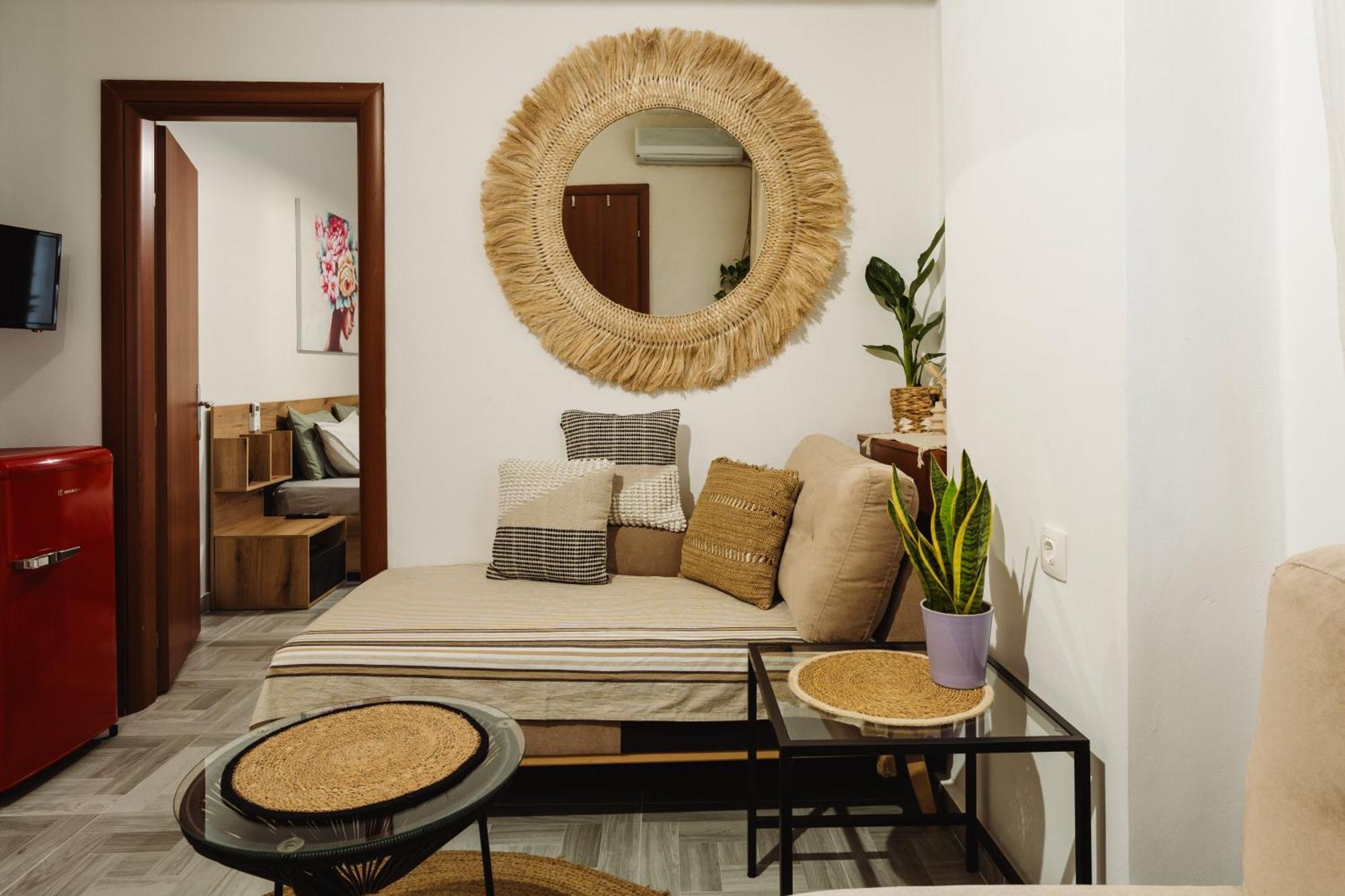 Floret Apartment Thessaloniki Buitenkant foto